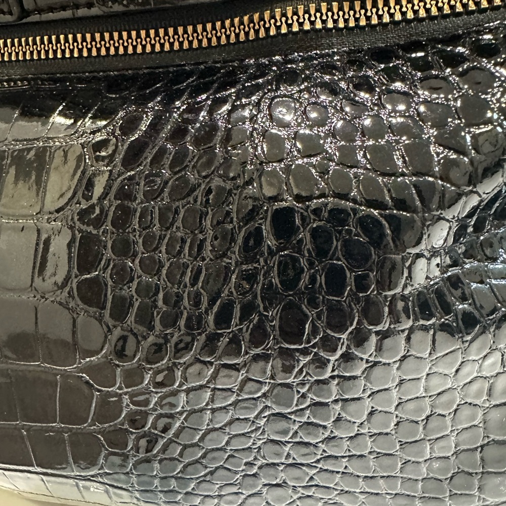 Chic Black Patterned Women's Backpack - image 4